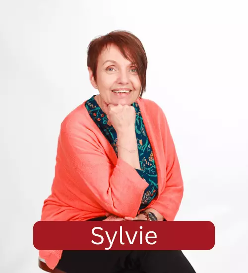 portrait de Sylvie, membre de l��quipe Lilalilou boutique de v�tements �thiques