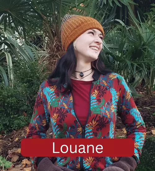portrait de Louane, membre de l��quipe Lilalilou conseils mode et accueil