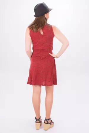 Robe Prune Hypnotik robe boh�me � l'esprit artistique