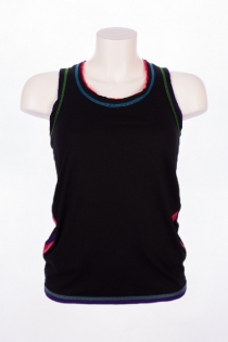 Debardeur &agrave; poches uni pi&egrave;ce vestimentaire au caract&egrave;re moderne et &agrave; l'esprit cr&eacute;atif