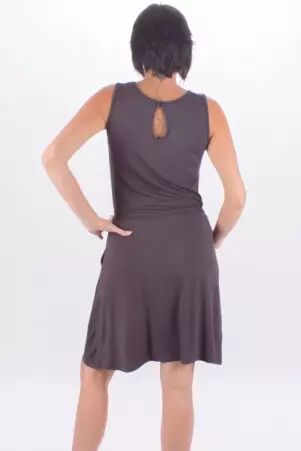 Robe Prune robe boh�me � l'allure naturelle
