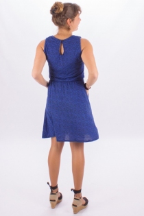 Robe Prune Hypnotik robe f&eacute;minine au style visuel fort