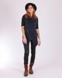 Gilet Yoko Navy blue v&ecirc;tement du vestiaire f&eacute;minin &agrave; l'esprit casual chic au look moderne