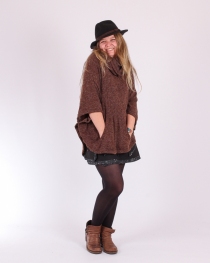 Poncho Lili chocolat v&ecirc;tement doux et raffin&eacute;