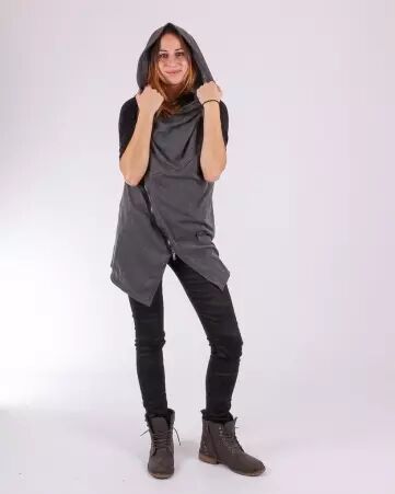 Gilet Yoko Gris Perle pi�ce de pr�t-�-porter chaude � la silhouette fluide � la ligne �l�gante
