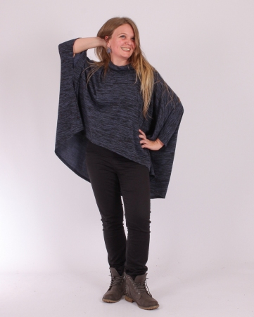 Cape Bleu Nuit Chin� accessoire textile au look moderne