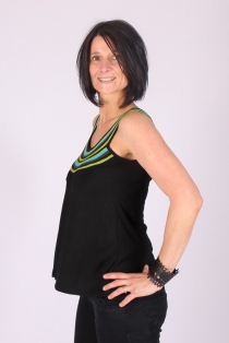 Top Liloo uni Noir top minimaliste noir &eacute;l&eacute;gant