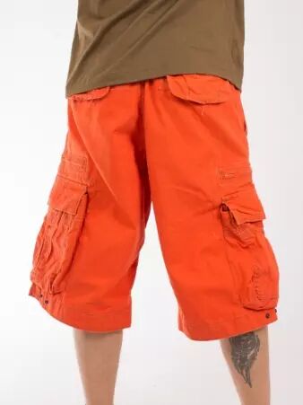 Molecule short 50007 Orange pi�ce mode technique � l'allure dynamique