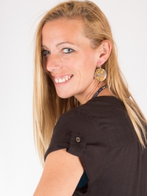 Chemisier Loola Noir pi&egrave;ce vestimentaire &agrave; l'allure tendance