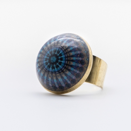 Bague Cosmos Mandala inspir� d'un univers graphique fort