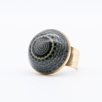 Bague Taima Mandala au langage visuel singulier et moderne