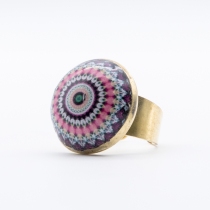 Bague Pink Mandala au design cr&eacute;atif et identit&eacute; LILALILOU