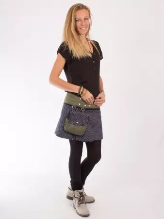 Jupe r�versible Stripes mix Olivine courte pi�ce mode ray�e � l'allure douce et contemporaine