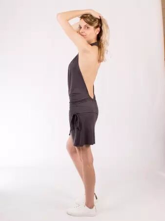 Robe courte b�nitier Nina Gris robe sobre �l�gante