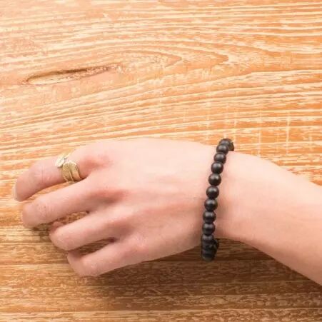 Bracelet Onyx noir mat accessoire textile au look moderne