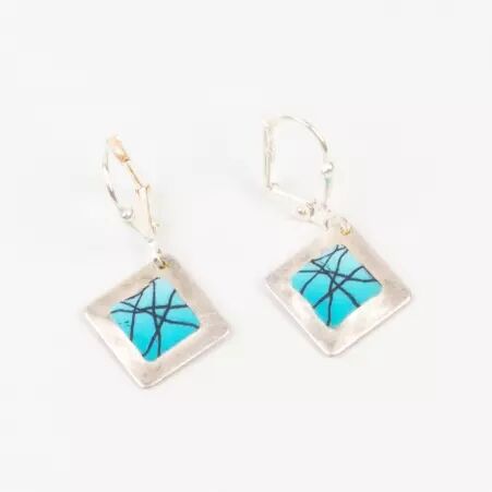 Boucle d'oreille Square turquoise bijou mode � l'allure moderne