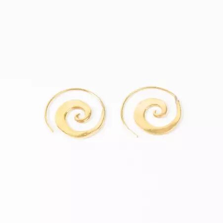 Boucles d'oreilles spirales laitonn�es �l�ment mode au design soign�