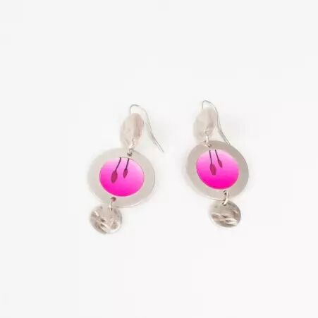 Boucle d'oreille Sphere rose bijou mode � l'esth�tique d�licate