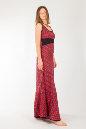 Robe Samana Panfeza Rouge robe f�minine au style affirm�