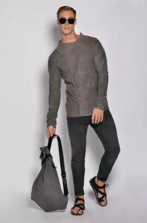 Pull La croix pull f�minin au tomb� structur�