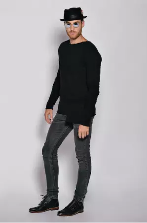 Sweat Alvarez au design cr�atif et identit� LILALILOU