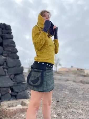 Jupe r�versible Campbell Scotland Tartan Kaki courte pi�ce vestimentaire au caract�re actuel et aux finitions propres