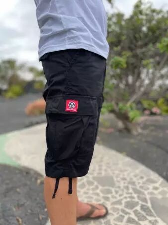 Molecule short 55002  Noir  Molecule noir au design utilitaire super resistant