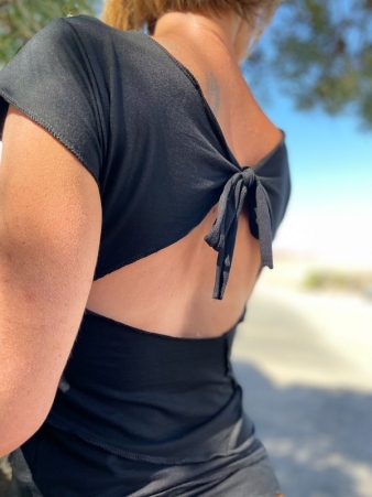 Top Kayli Noir top chic noir polyvalent