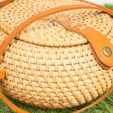 Sac en rotin tress� rond bomb� couleur naturelle style boh�me sac boh�me chic
