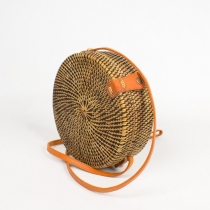 Sac en rotin tress&eacute; bi color naturel accessoire artisanal l&eacute;ger