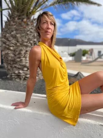 Robe courte b�nitier Nina Jaune moutarde robe fluide chaleureuse