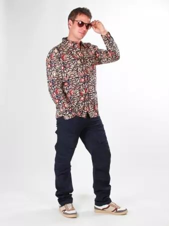 Chemise Blue block �l�ment mode � l'esth�tique actuelle
