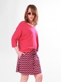 Jupe Lanna courte Albisia pi&egrave;ce de pr&ecirc;t-&agrave;-porter au tomb&eacute; fluide et &agrave; l'allure moderne