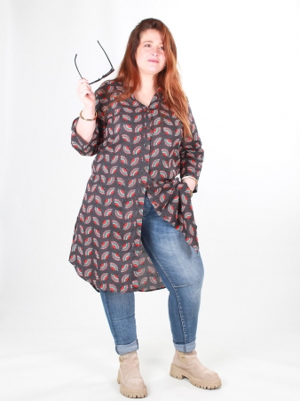 Blouse chemisier Fleur de mariage gris cr�ation de caract�re au style distinctif