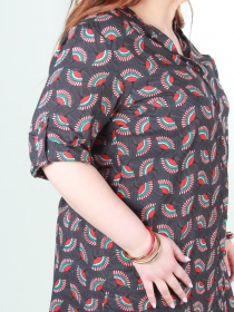 Blouse chemisier Fleur de mariage gris &agrave; l'allure cr&eacute;ative et actuelle