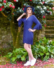 Robe clochette Bleu de chine robe clochette fluide bleu profond