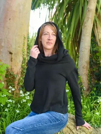 Pull chin� noir v�tement maille intemporel