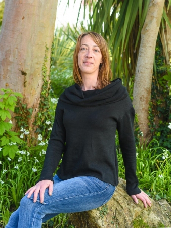 Pull chin� noir v�tement maille intemporel
