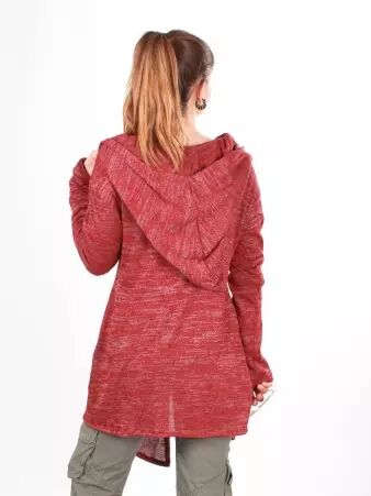 Gilet long � capuche Pixie lie de vin maille �l�gante � la teinte intense