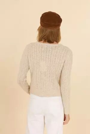 Gilet Mumbai ecru pi�ce mode � l'esth�tique �pur�e et facile � associer � l'esprit urbain