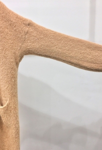 Gilet avec poches alpaga Camel v&ecirc;tement f&eacute;minin au style actuel