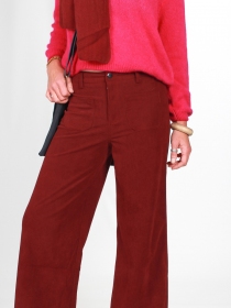 Pantalon velours bordeaux pi&egrave;ce mode chaleureuse
