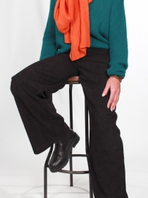 Pantalon velours noir pi&egrave;ce mode chic et polyvalente