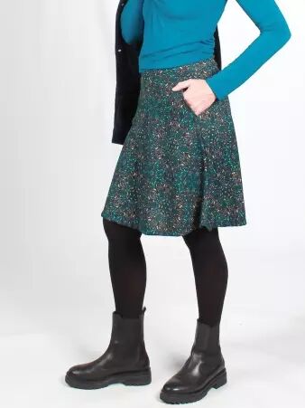 Jupe Chapie Mandalay v�tement mode � la silhouette harmonieuse et au look chic avec d�tail de finition