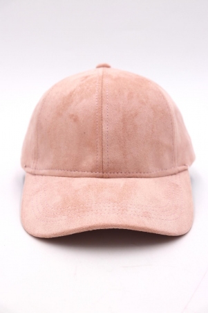 Casquette su�dine Nude �l�ment mode � l'esth�tique actuelle