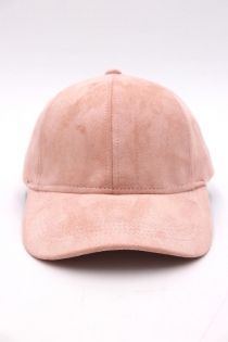 Casquette su&eacute;dine Nude &eacute;l&eacute;ment mode &agrave; l'esth&eacute;tique actuelle