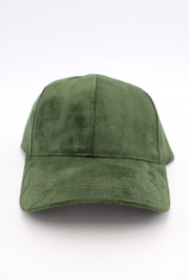 Casquette su&eacute;dine Vert &eacute;l&eacute;ment mode &agrave; l'esth&eacute;tique actuelle