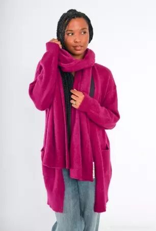 Gilet long alpaga Mauve pi�ce cosy � la ligne actuelle et aux finitions propres