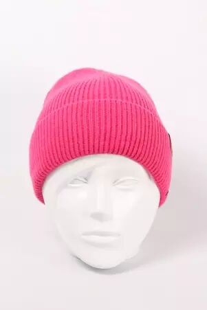 Bonnet fuchsia bonnet tendance � l'allure expressive