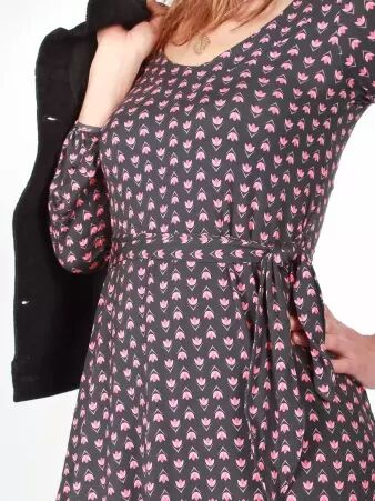 Robe Dolly Saki noir robe graphique f�minine